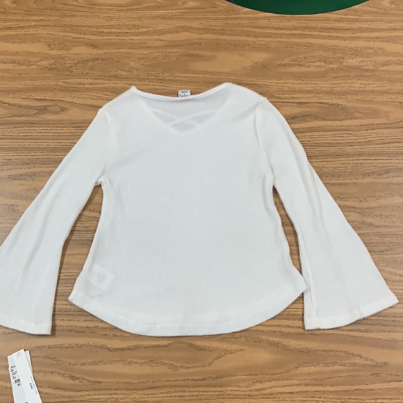 NWT Wallflower girls long bell sleeve cream super soft size small 7/8 top shirt - Picture 2 of 3